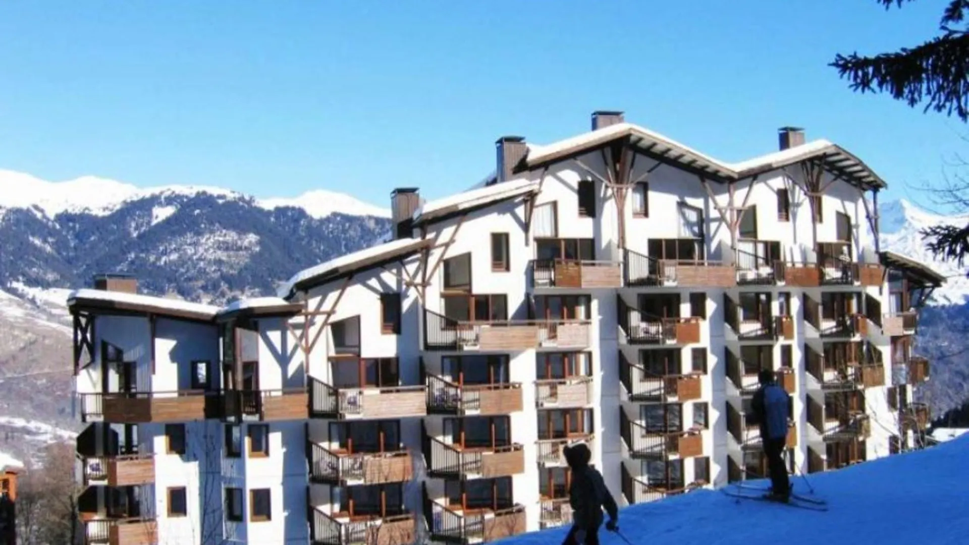 Appartement Skis Aux Pieds, 4 Couchages, Balcon, Wifi Inclus - Fr-1-513-66 Courchevel